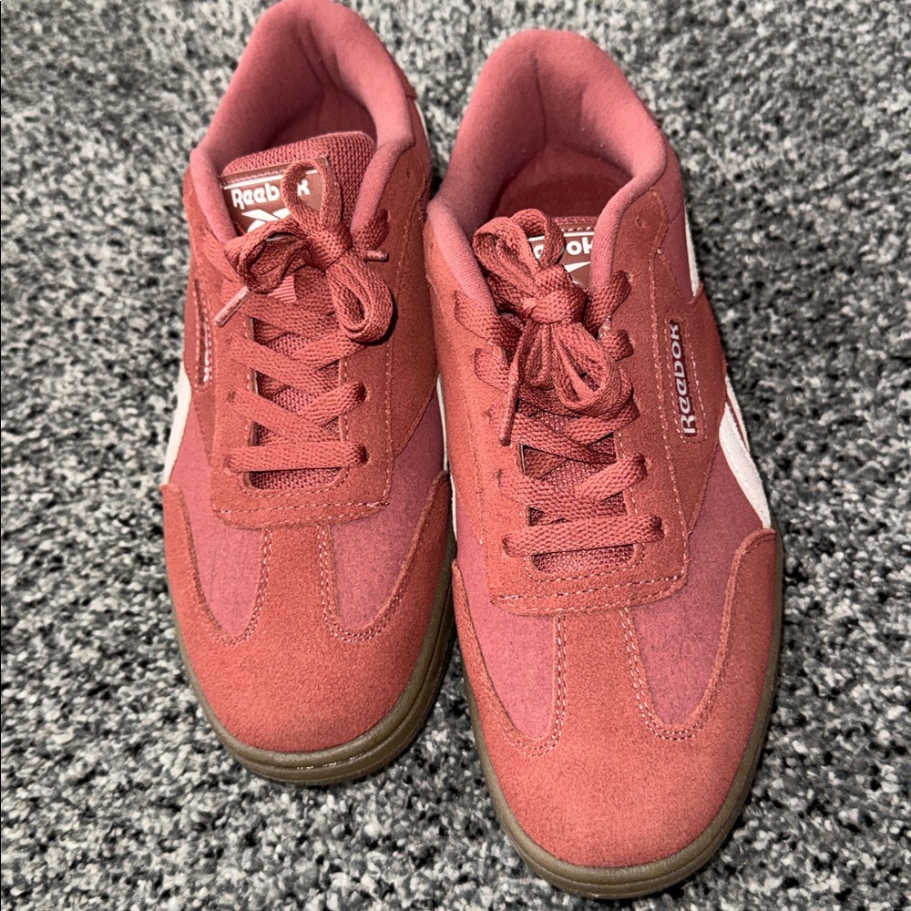 Reebok Sneakers with Gum Sole